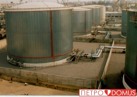Гидроизоляция нефтяных терминалов геомембраной HDPE